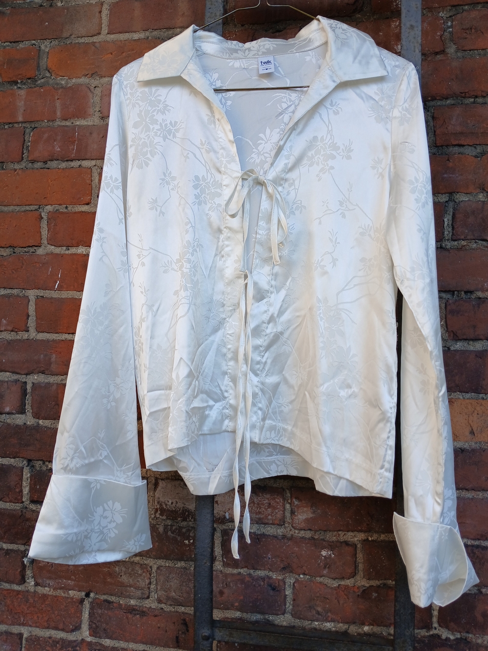 Silk Like Floral Tie-Front Blouse in Ivory White